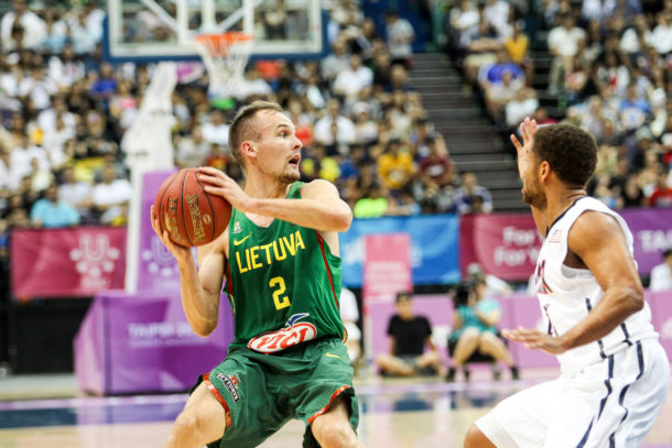 Dovis Bickauskas